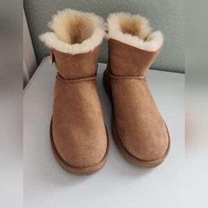 COPY - Ugg Bailey Button Bootels Women's 8